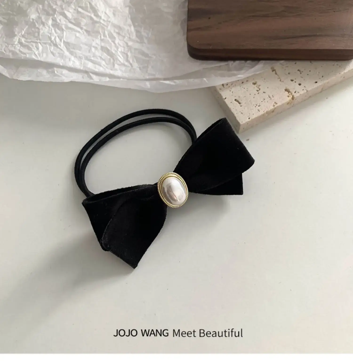 Black Pearl Bow Hair Ring for Women - Image 3