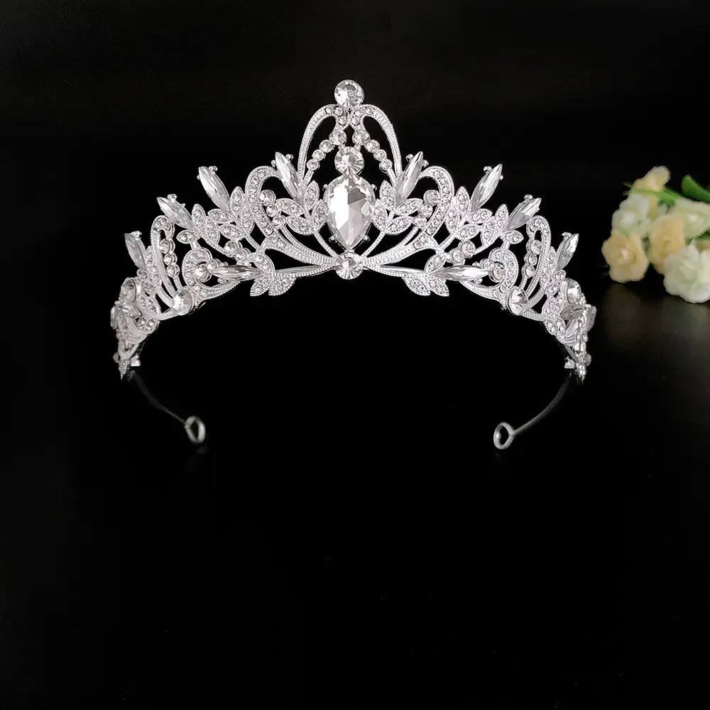 The Crown 09