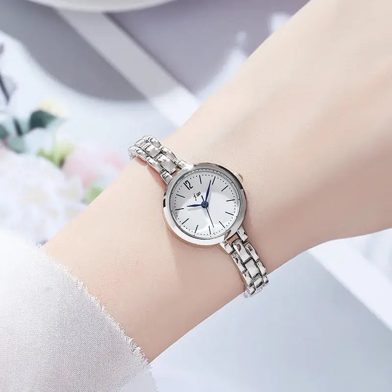Women's Silver Quartz Bracelet Watch for Girls - Image 9