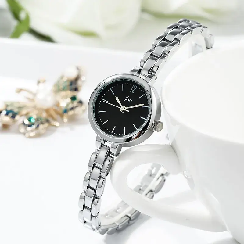 Women's Silver Quartz Bracelet Watch for Girls - Image 7