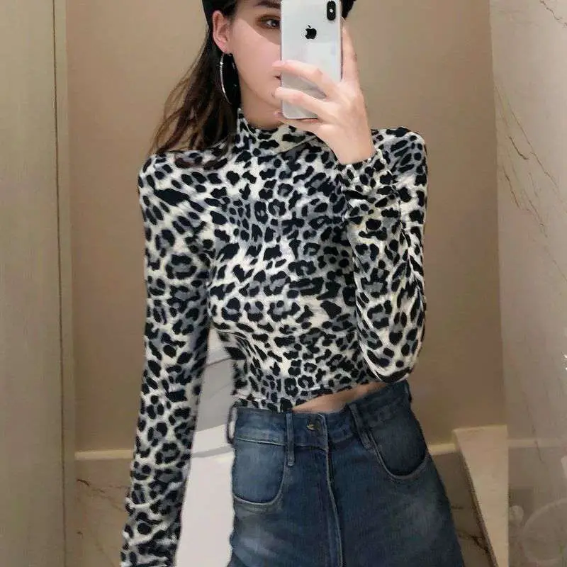 Women Leopard Print High Collar Top Short Sleeve - Image 6
