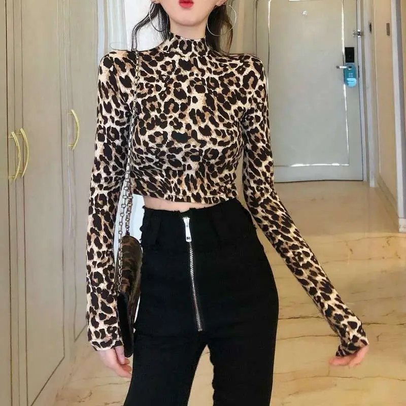 Women Leopard Print High Collar Top Short Sleeve — feature 7