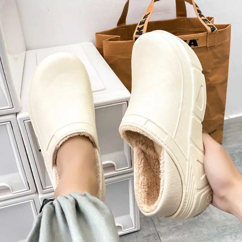 Men's waterproof cotton slippers winter non-slip home thick bottom outdoor warm dad cotton shoes men's factory wholesale - Image 6