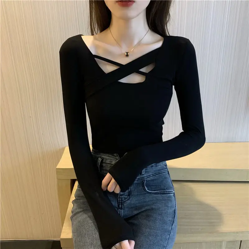 Women's Black Slim Fit Long Sleeve T-Shirt with Crossback Design — feature 9