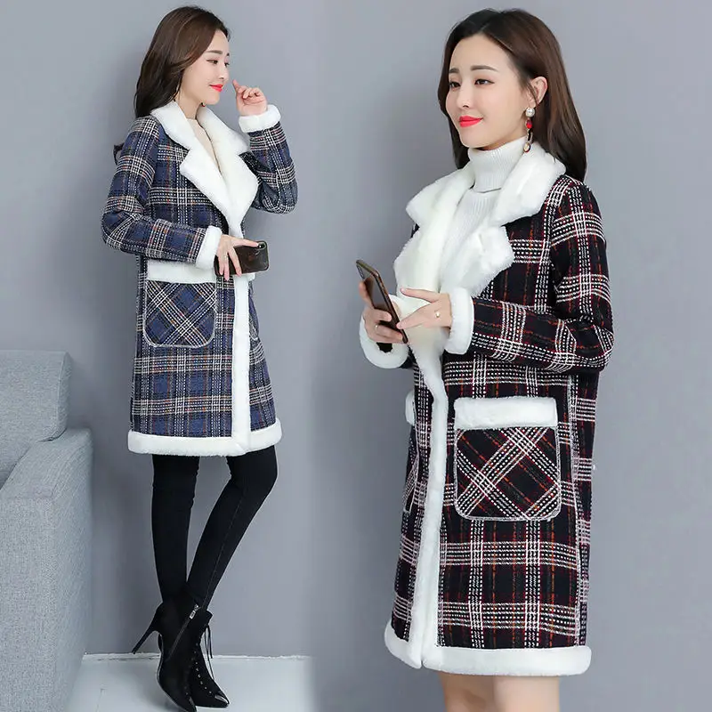2025 Women Velvet Mid-Length Outfit White Plaid