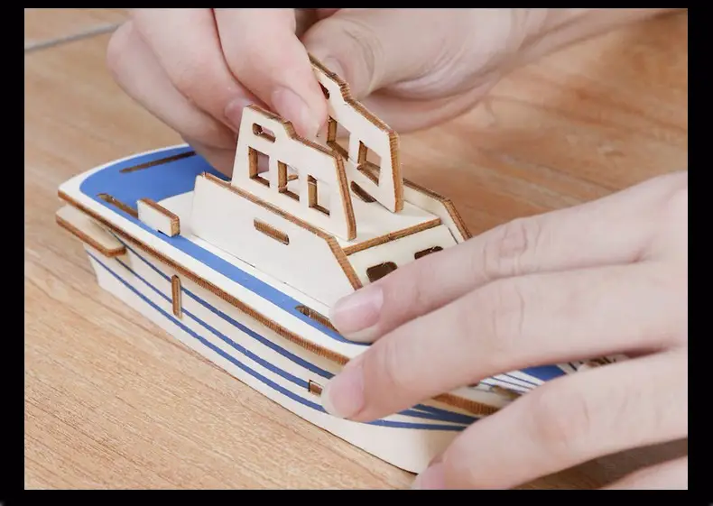 Wooden Dragon Boat Assembly Puzzle for Kids — feature 16