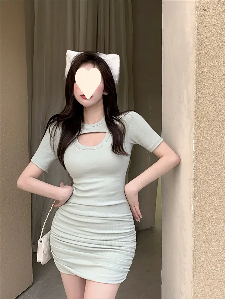 Black Hip-Hugging T-Shirt for Women Spring Summer — feature 2
