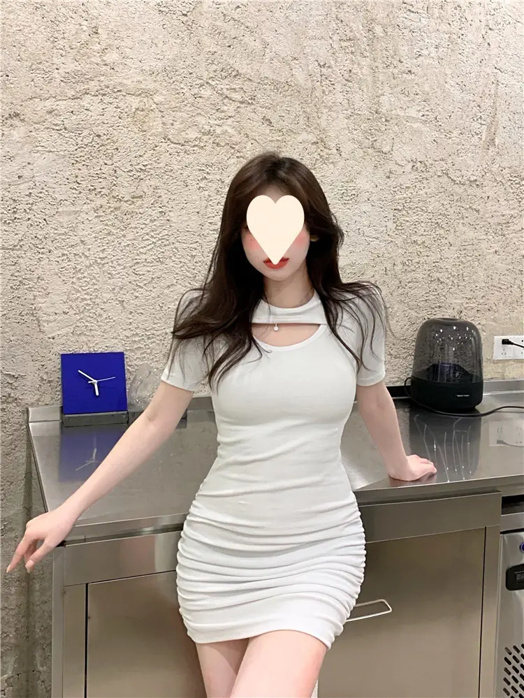 Black Hip-Hugging T-Shirt for Women Spring Summer — feature 23