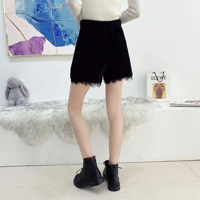 Black Velvet Fleece-Lined Shorts for Women - Image 12