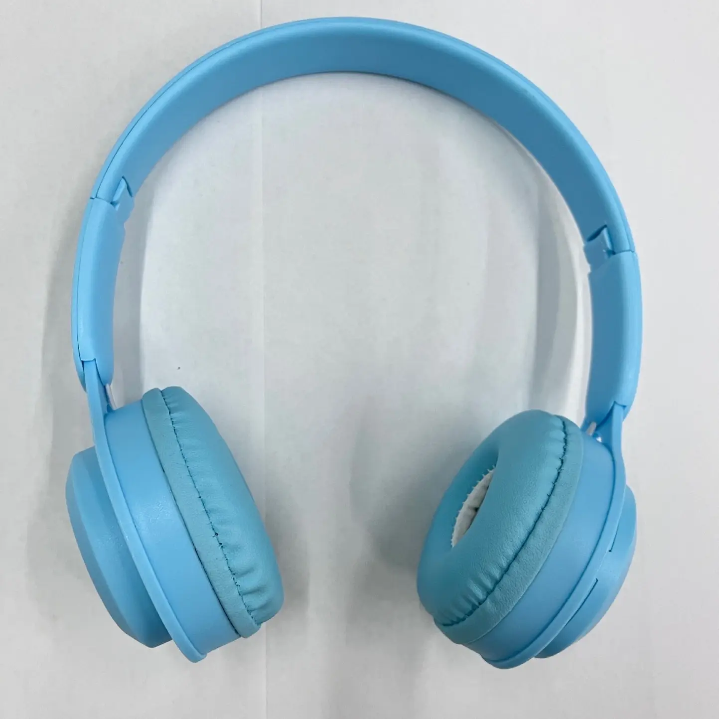 Wireless Foldable Bluetooth Headset Y08 White - Image 7