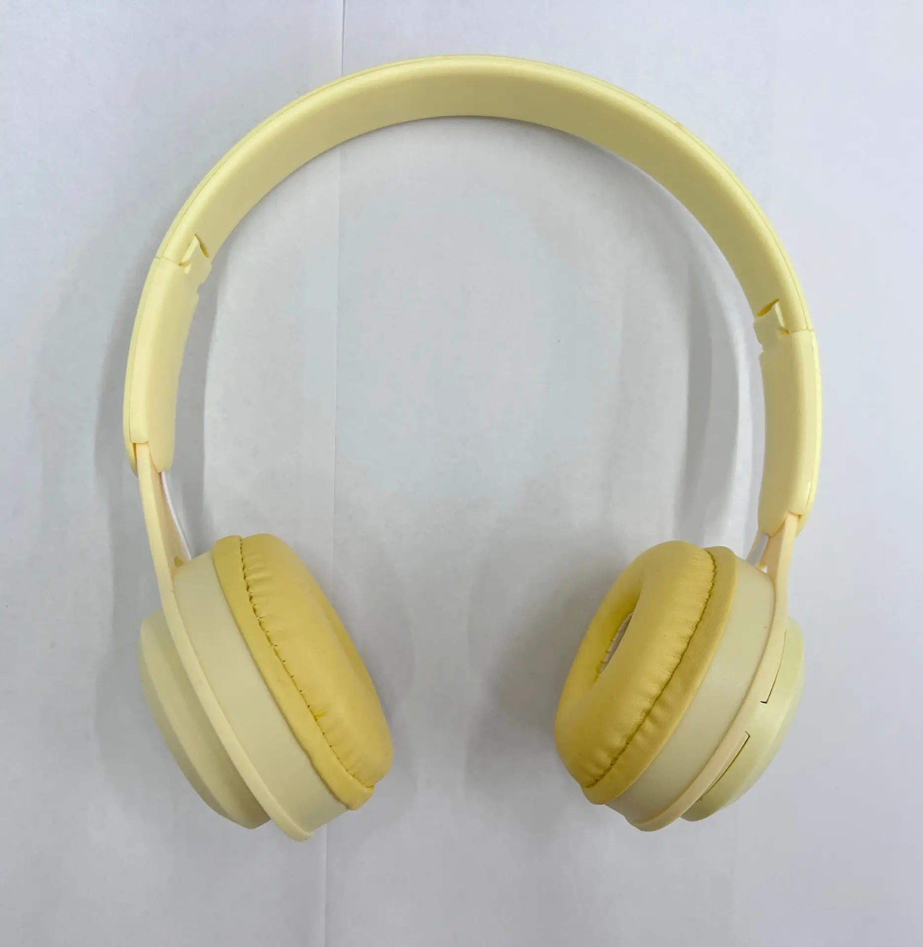 Wireless Foldable Bluetooth Headset Y08 White — feature 21