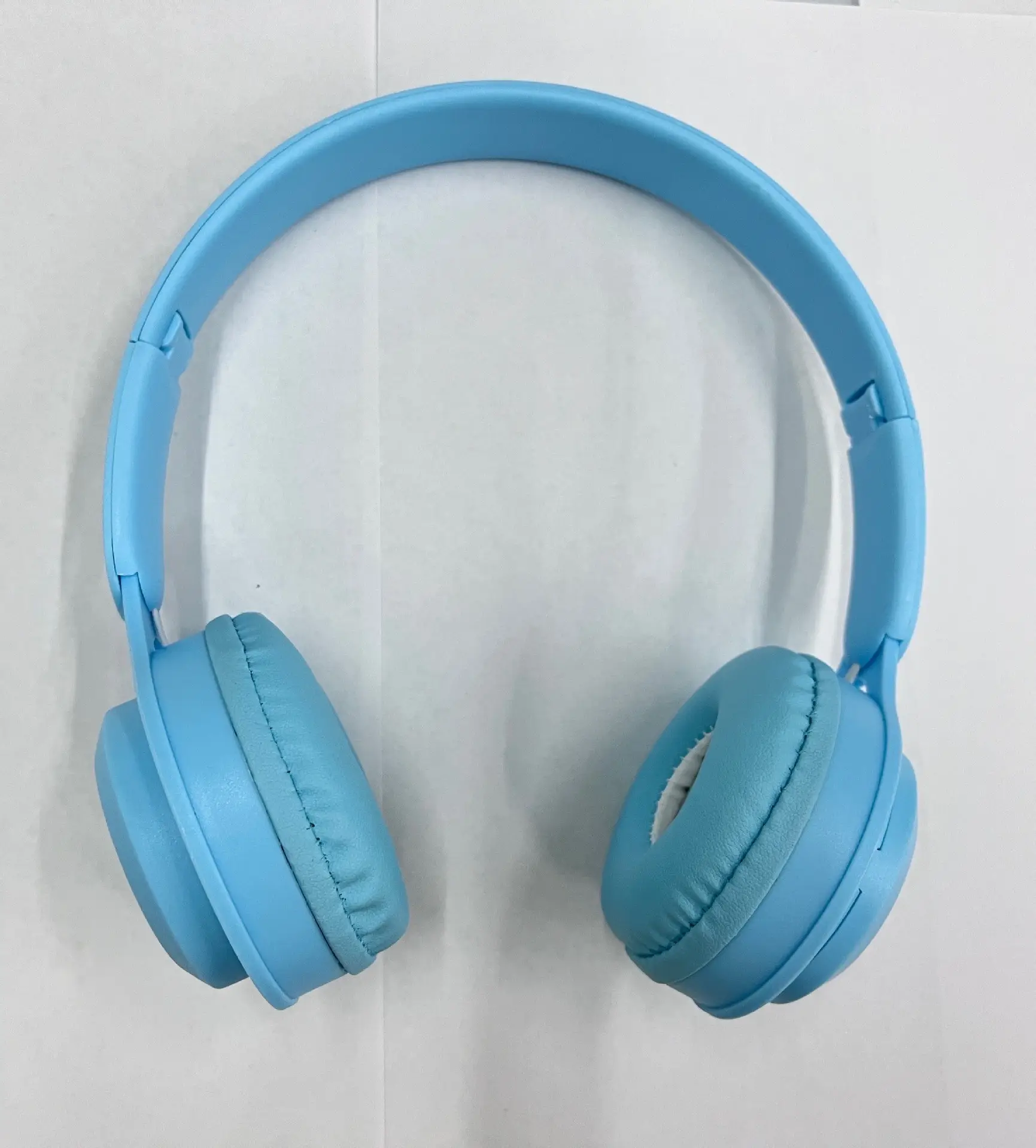 Wireless Foldable Bluetooth Headset Y08 White — feature 22