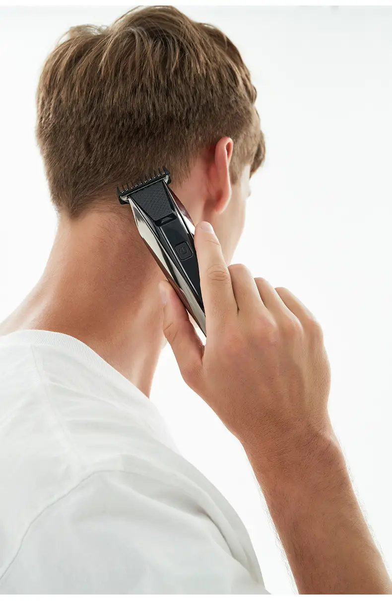 Electric Hair Clipper with USB Charge & Oil Bottle — feature 19