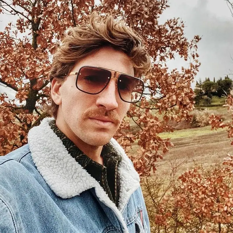 2025 Men's Retro Square Sunglasses with Fleece Neckwarmer