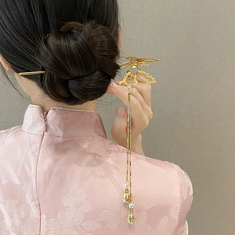 Movable Butterfly Hairpin with Moth Clip for Women — feature 6
