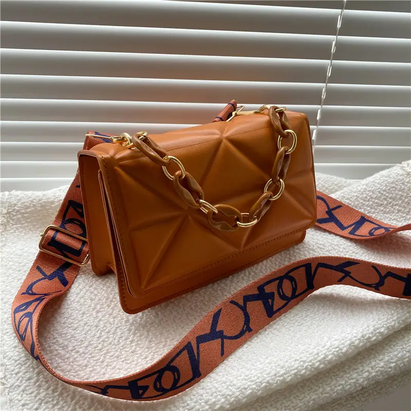 Pink Quilted Chain Shoulder Bag with Gold Strap - Image 4