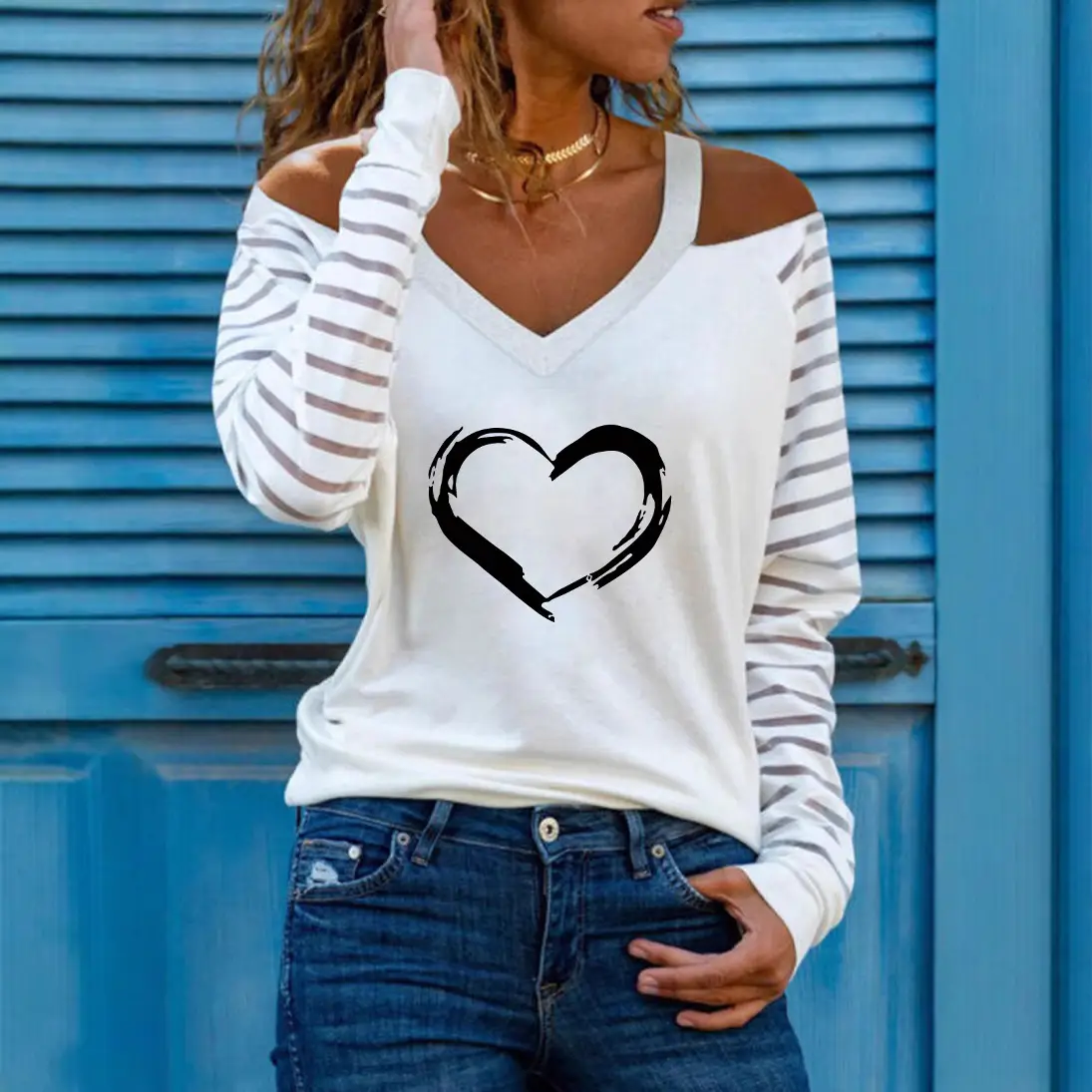 Off-shoulder V-Heart Printed Long Sleeve Top for Women - Image 25