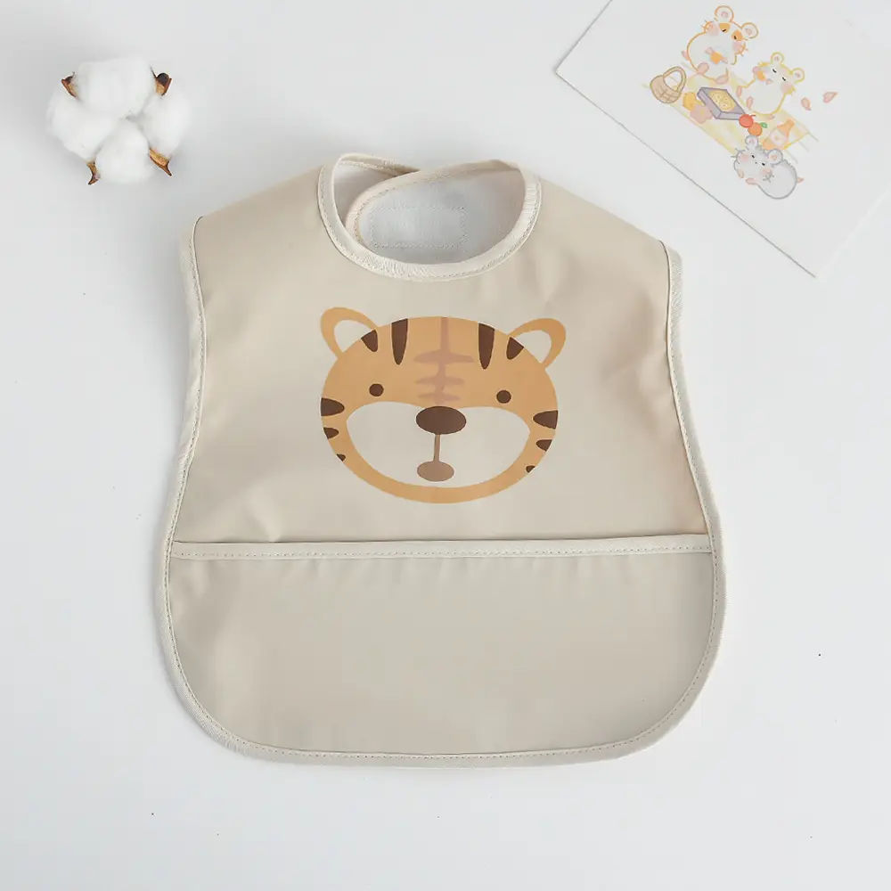 Sweden Retro-Dressing Baby Eating Bib Angel Wings Design - Image 148