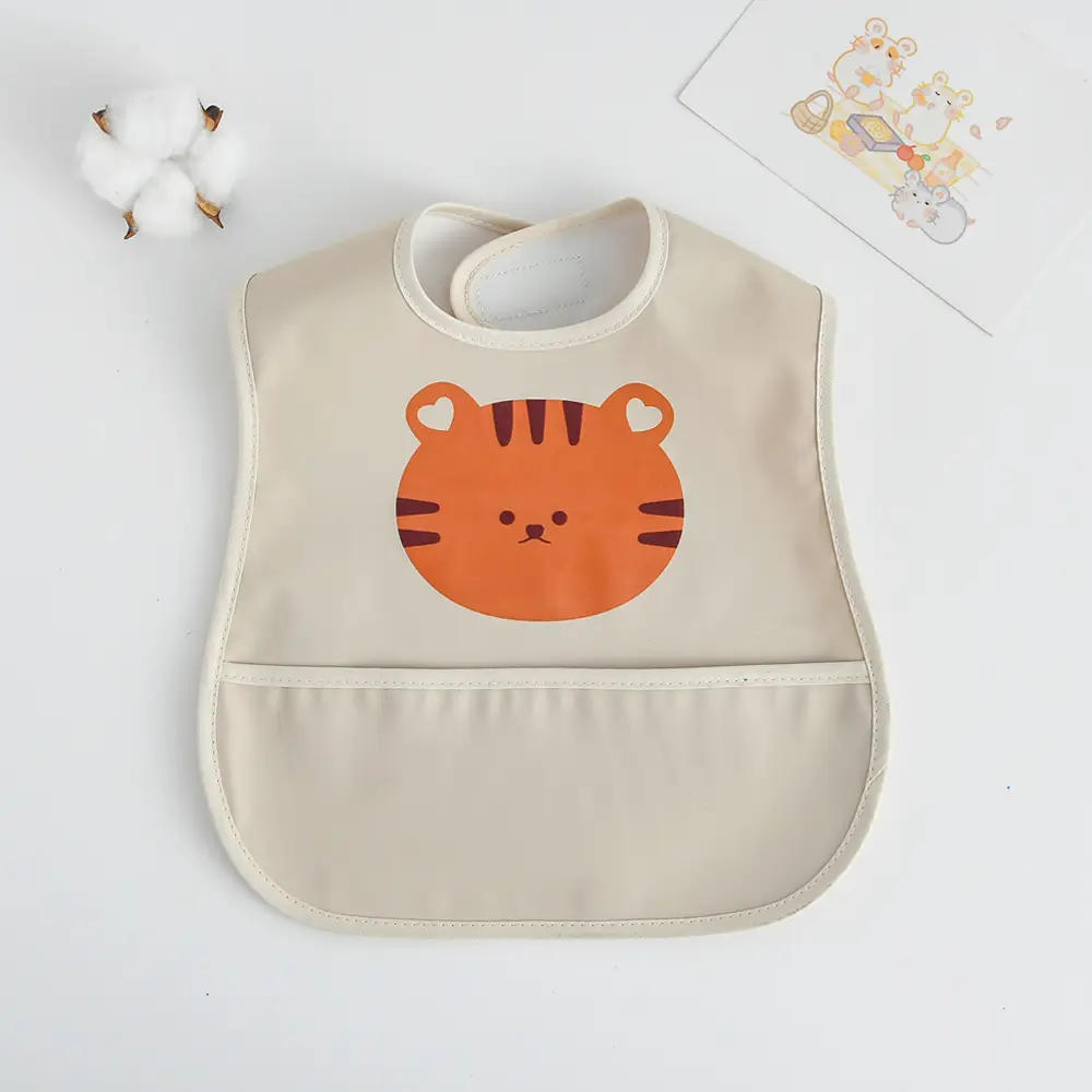 Sweden Retro-Dressing Baby Eating Bib Angel Wings Design - Image 150