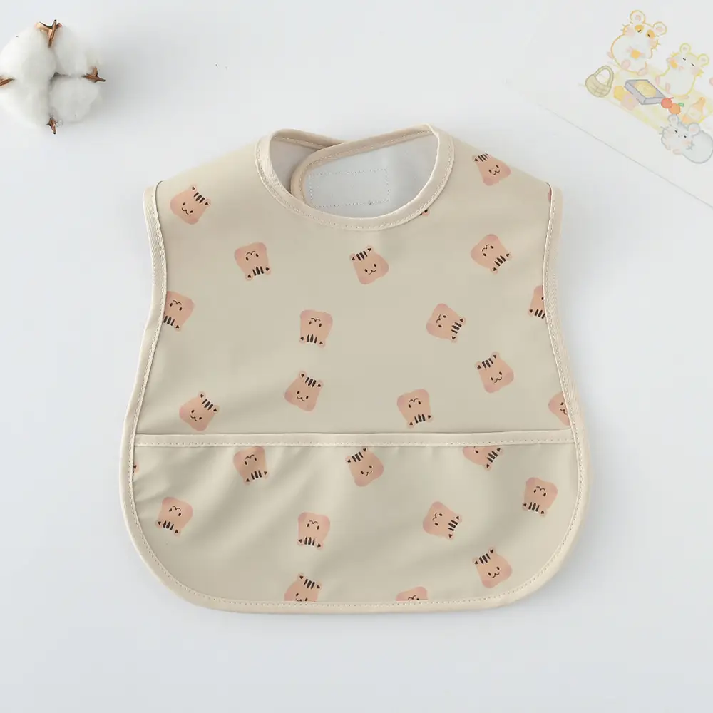 Sweden Retro-Dressing Baby Eating Bib Angel Wings Design - Image 167