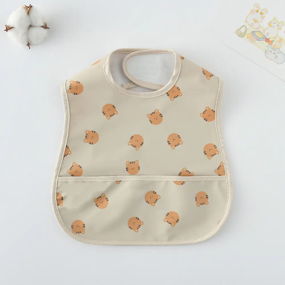 Sweden Retro-Dressing Baby Eating Bib Angel Wings Design - Image 169
