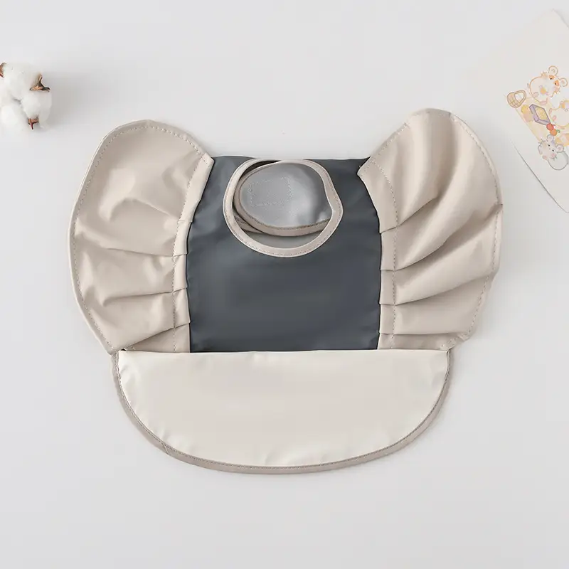 Sweden Retro-Dressing Baby Eating Bib Angel Wings Design - Image 245