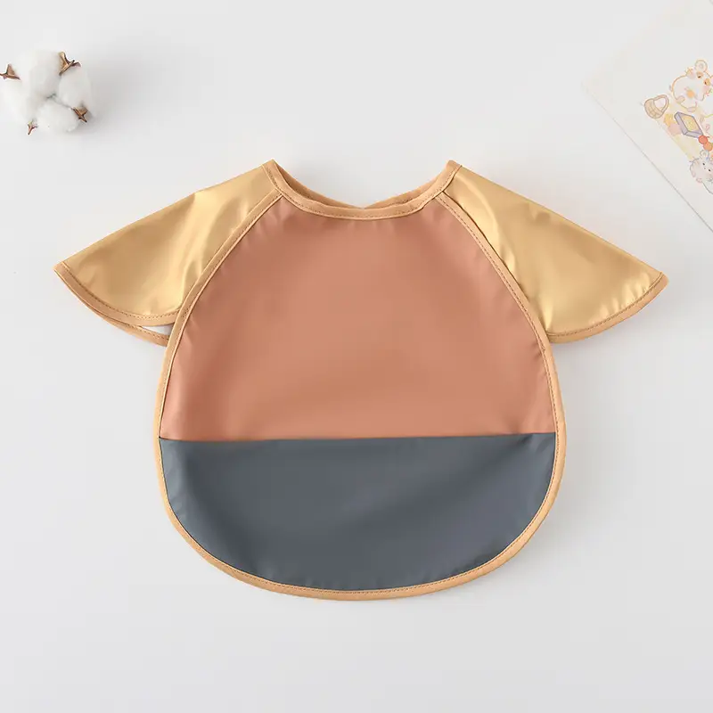 Sweden Retro-Dressing Baby Eating Bib Angel Wings Design - Image 263