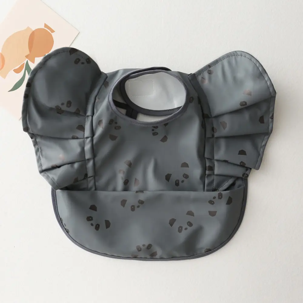 Sweden Retro-Dressing Baby Eating Bib Angel Wings Design - Image 36