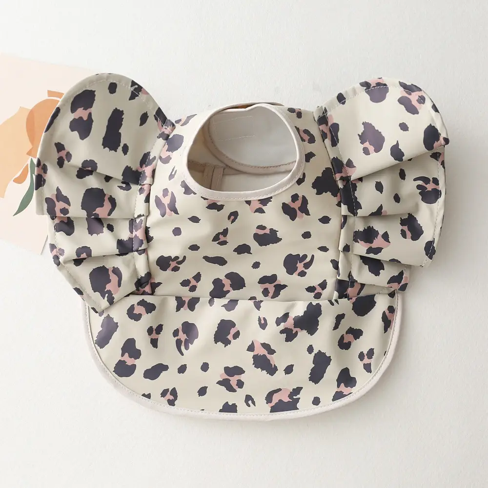 Sweden Retro-Dressing Baby Eating Bib Angel Wings Design - Image 42