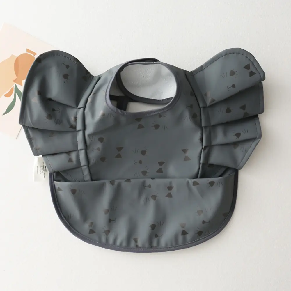 Sweden Retro-Dressing Baby Eating Bib Angel Wings Design - Image 61