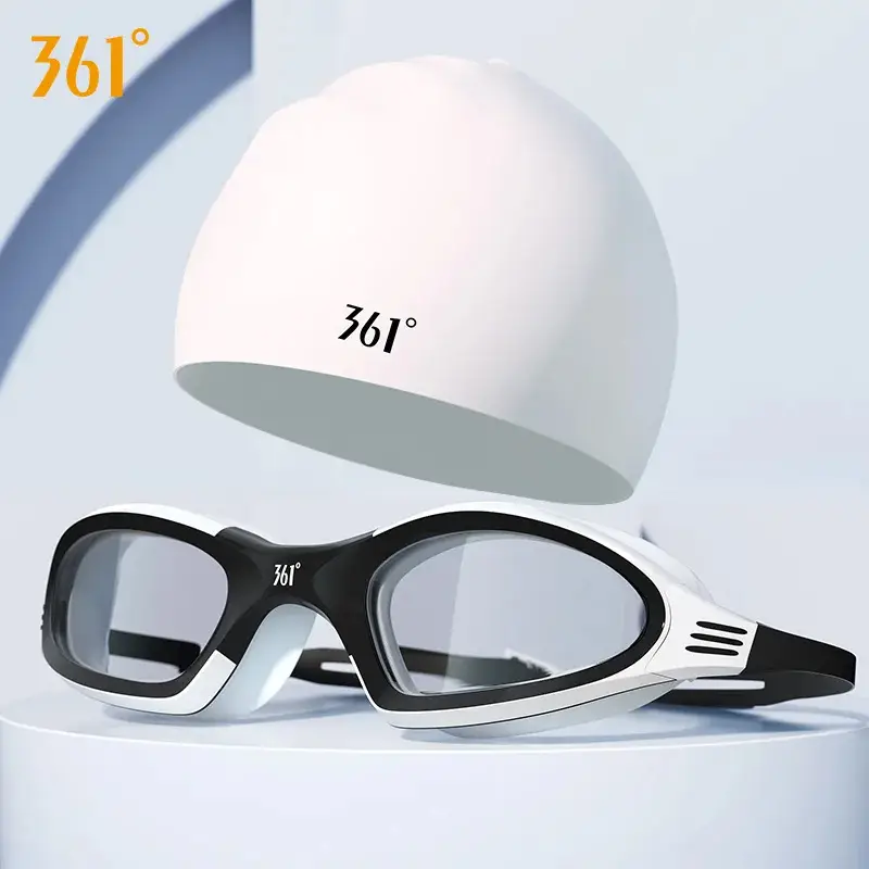 Black and white [swimming goggles + cap]]