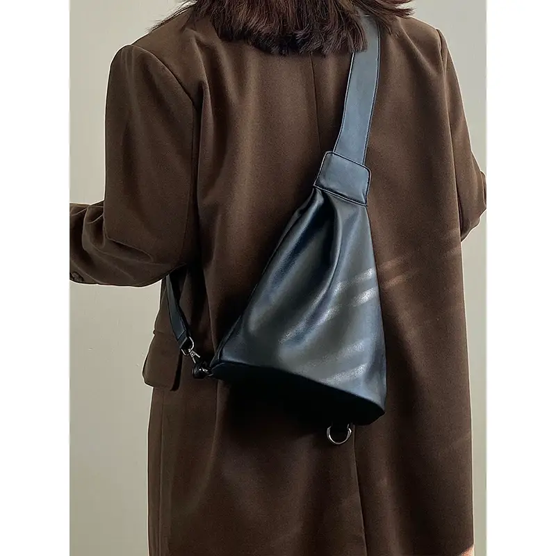 2026 Korean Designer Crossbody Bag Black — feature 14