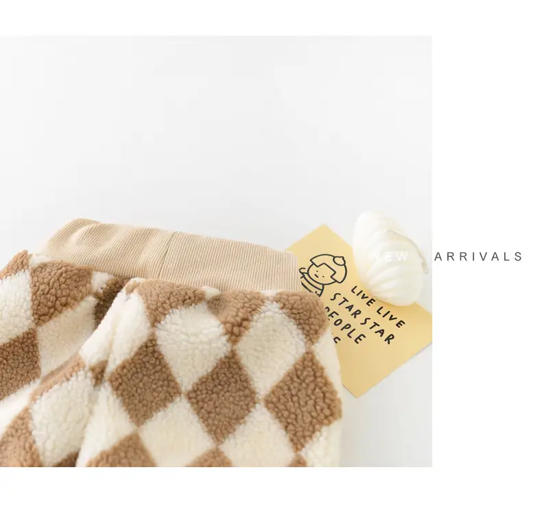 2024 Winter Baby Leg Panties Cartoon Rhombus Plaid Thickened Butt-Covering Pants — feature 53