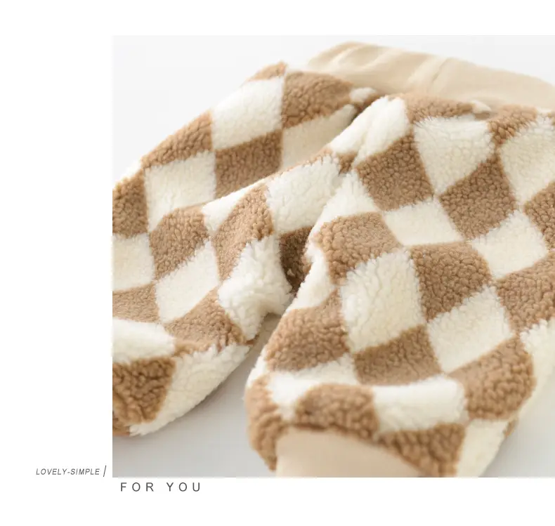 2024 Winter Baby Leg Panties Cartoon Rhombus Plaid Thickened Butt-Covering Pants — feature 54