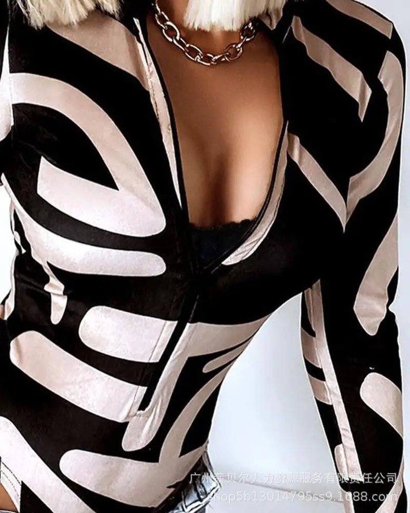 Women Printed Tight Jumpsuit with Red Roses 2020 — feature 5