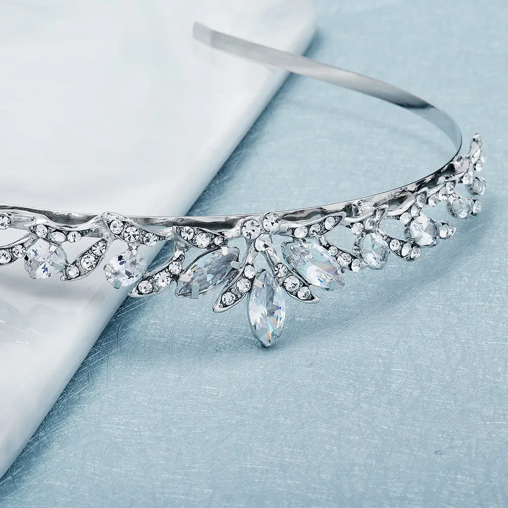 Zircon Crown Headband for Bridal Party Wedding Cake Decoration - Image 5
