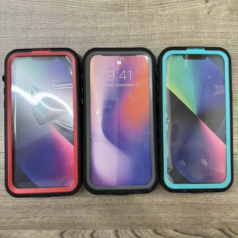 Waterproof Magnetic iPhone Case for 15" — feature 3