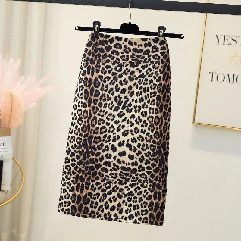 Black Gold Printed Pencil Skirt for Women - Image 10