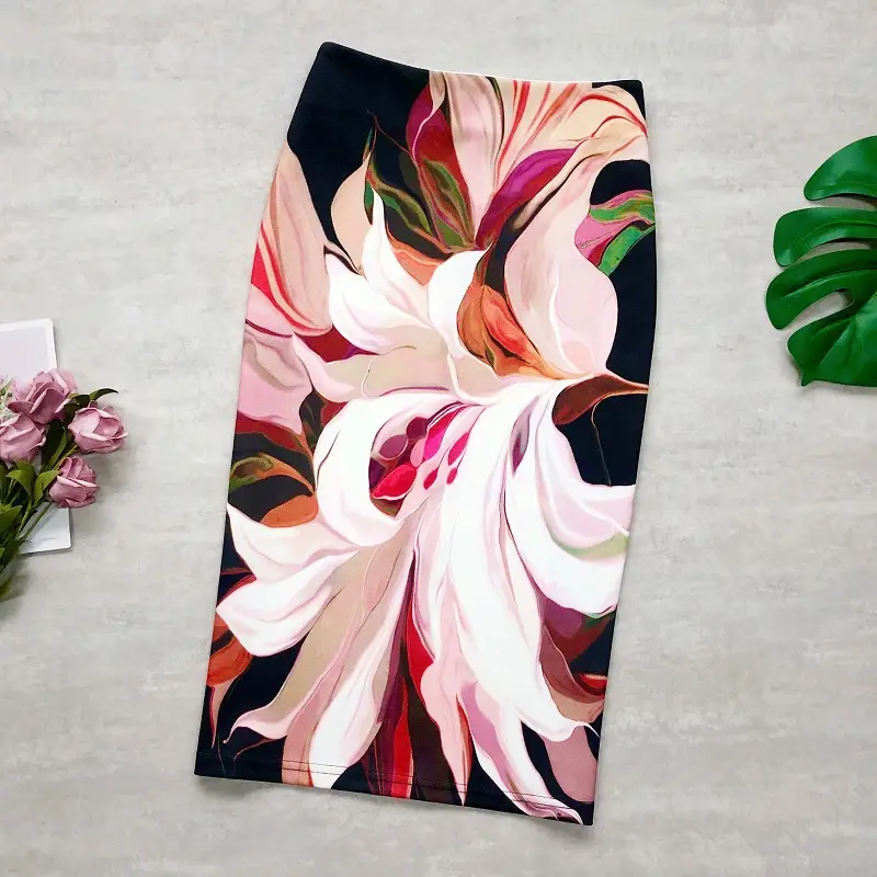 Black Gold Printed Pencil Skirt for Women - Image 8