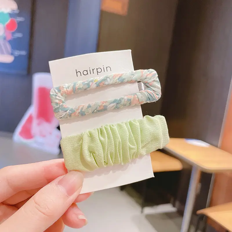 Floral Hair Clips for Bangs & Hairpin Accessory - Image 4