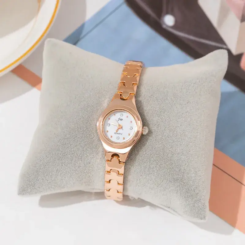 Ladies Silver Chain Watch Green Dial Quartz CHIC Style - Image 6