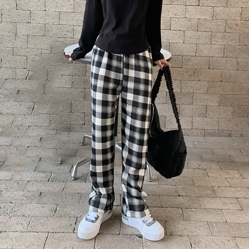 Black and White Plaid-fleece-lined
