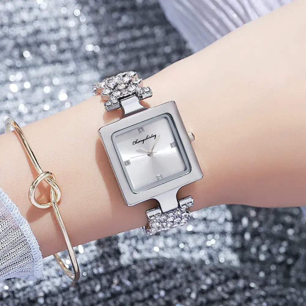 Diamond Encrusted Women's Quartz Watch Rose Gold Chain
