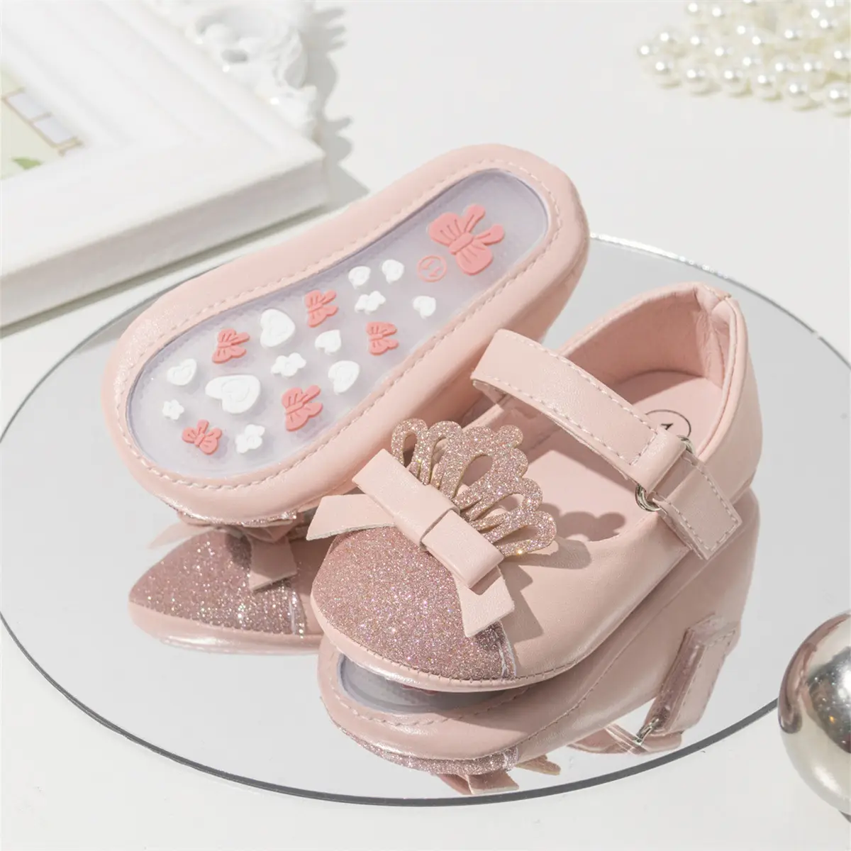 Cross-Border Baby Shoes with Sequins & Soft Sole — feature 7