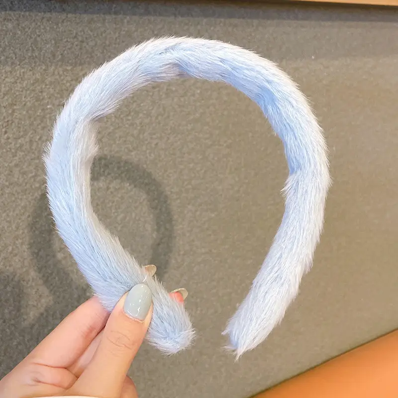 Plush Hairpin Headband for Women Sweet Autumn Winter - Image 4