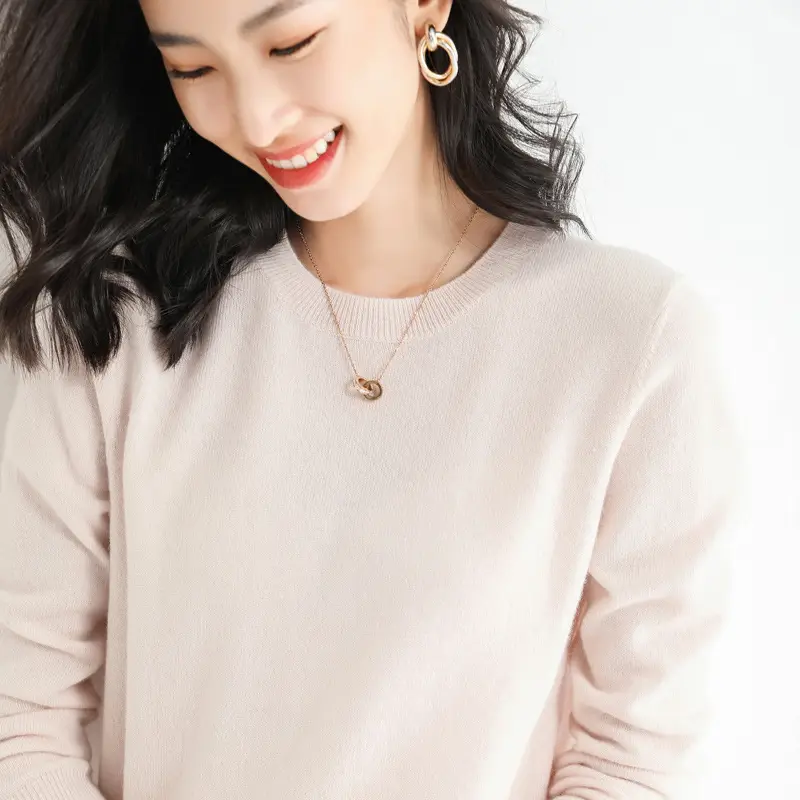 Women's Knitted Wool Viscose Round Neck Sweater Pink - Image 4
