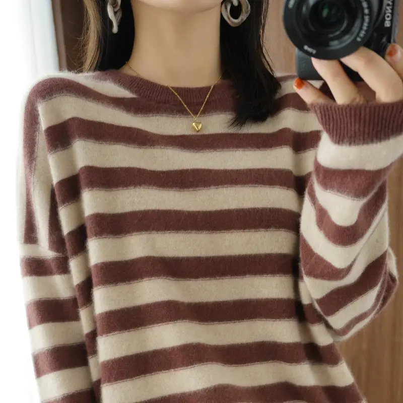Women's Black White Striped Knitted Sweater Large - Image 6