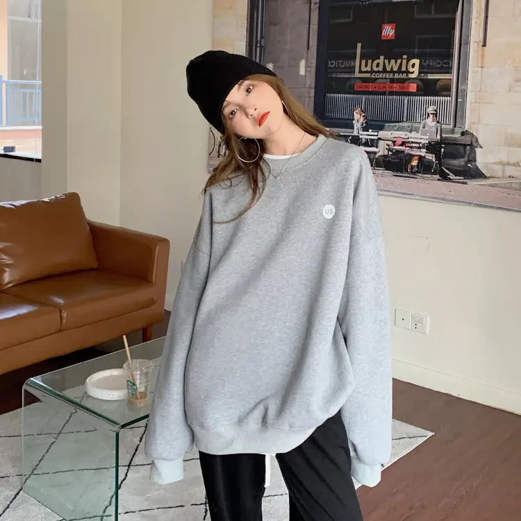 2023 Women's Loose Round Neck Missing Sweatshirt Set — feature 15