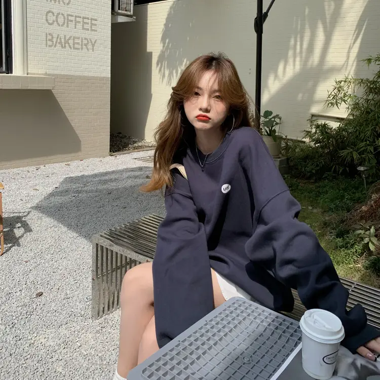 2023 Women's Loose Round Neck Missing Sweatshirt Set — feature 7