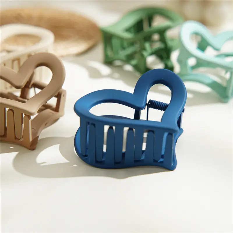 Green Heart Hairpin for Women's Hair Clips - Image 8